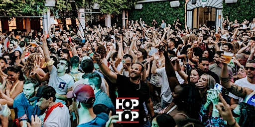 Immagine principale di Hop on The Top Opening Party at La Terrrazza 