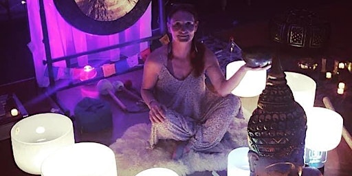 Imagen principal de Monday afternoon Sound Bath for Mind & Body