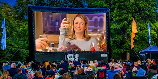 Primaire afbeelding van Bridget Jones Outdoor Cinema Experience at Salisbury Cathedral