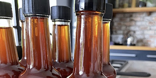 Make Your Own Herbal Infused Oils  primärbild