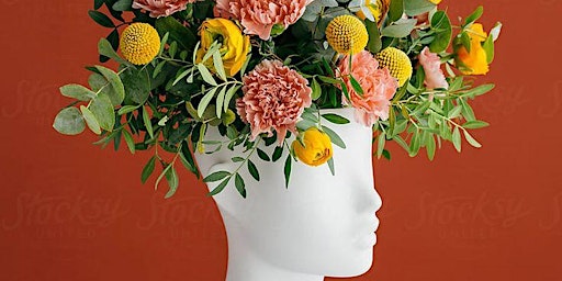 Primaire afbeelding van Create & Sip | Floral Crown Centerpiece