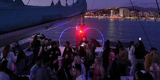 Malaga - Sunset on Boat party, music with @YeknomBlack + Glass of Cava  primärbild