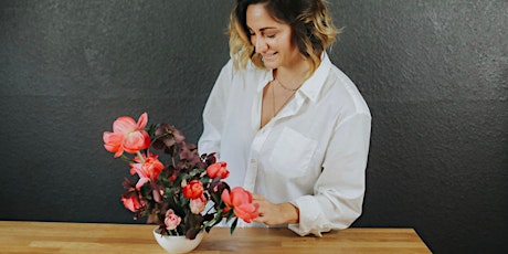 Floral Centerpiece Design for Beginners