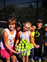 Image principale de Jumpstart Your Child's Tennis Journey with Beginner Kids Lessons!