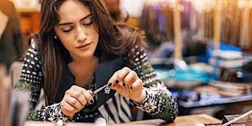 Imagem principal do evento Sip + Make: Jewelry Making Night