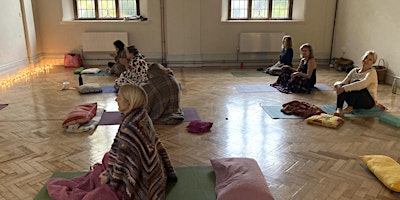 Primaire afbeelding van Sunday afternoon Yoga Retreat  with Aromatherapy oils in Glasgow, West end