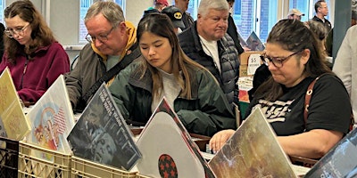 Immagine principale di The Clark Record Riot! A giant vinyl record pop-up! 15,000 LPs in one room! 