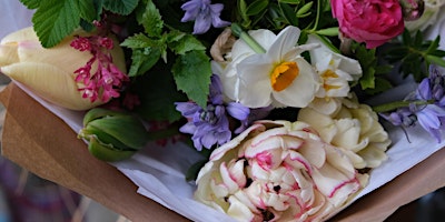 Imagem principal de Spring Bouquet Making Workshop