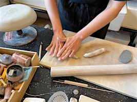 Image principale de Hand-building class with Esther McNaughton