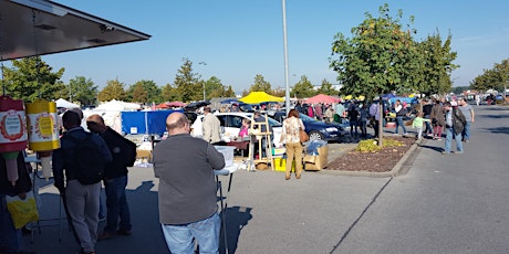 Flohmarkt in der Innenstadt von Bad Windsheim (Regeln links beachten)