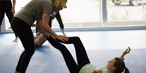 Image principale de Self Defense for Girls and Women ( ages 10 and up)