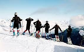 Imagem principal de Extremely interesting skiing event