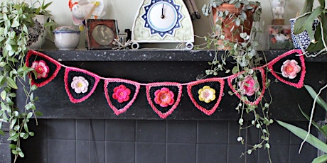 Crochet-along | Flowery Bunting