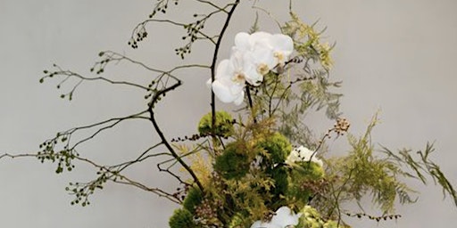Kitchen Table Workshop with Claire Thorogood - Ikebana style flowers primary image
