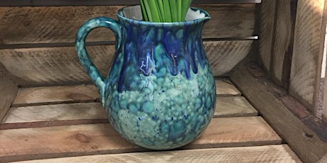 Ceramic drip glaze jugs