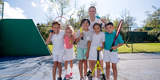 Game On: Reserve Your Spot in Our Summer Tennis Camp Today!  primärbild