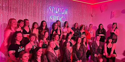 Imagen principal de Starlight Studio Spring BLACKLIGHT Studio Night Showcase