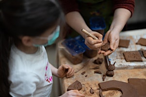 Image principale de Ceramics (Ages 9-12)