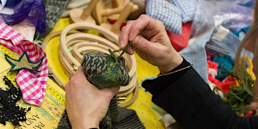 Hauptbild für Grandma's Hands: Introduction to hand sewing repairs (Woolens)