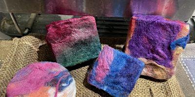 Immagine principale di March Unity Class Felt Wrapped Soap Making Class 