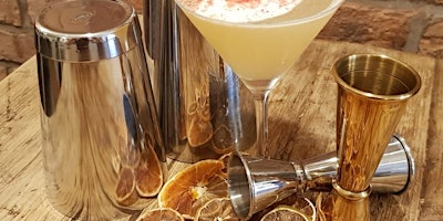 Primaire afbeelding van Cocktail Making Class (4 hours) - 16 April 2024- Experience - Gift Voucher