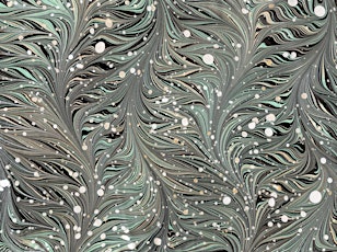 Paper marbling at the Empress Salon