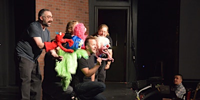 Imagem principal de No Strings Attached: An Improvised Puppet Show for Grownups