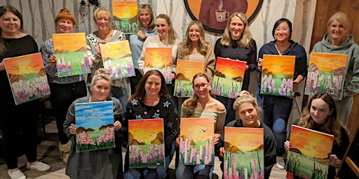 April ARTY PARTY at Brown Bear!  primärbild