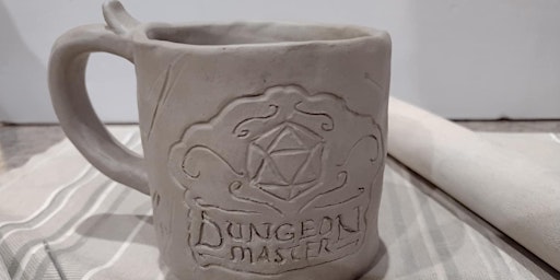 Majestic Mug| Handbuilding Pottery Workshop w/ Siriporn Falcon-Grey  primärbild