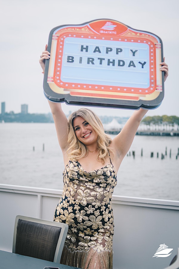 Oh Captain, it's my Birthday | iBoatNYC Birthday Party Yacht Cruise NYC