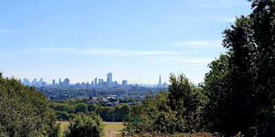 Imagem principal de North to South London Trail - Long Distance Walk Across London - Day 1