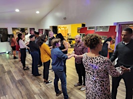 Beginner Salsa Lessons "on2 Style"! New Spring Series! Fridays @6:30pm!  primärbild