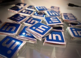 Hauptbild für LinkedIn: Building a profile and creating a network