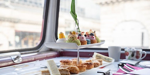 Primaire afbeelding van Women In Business London: Afternoon Tea Bus Tour