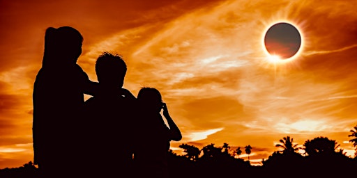 Imagen principal de -Raven Steals the Sun: Native American Eclipse Stories-