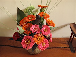 Hauptbild für Zinnia Extravaganza Flower Arranging | Brenda Dwyer, instructor