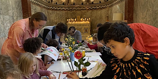 Primaire afbeelding van Beautiful Buildings: Family-friendly Art Workshop at the Fitzrovia Chapel