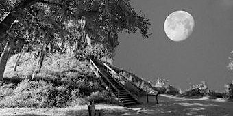 Imagen principal de Moon Over the Mounds 7:30 Tour April 19, 2024