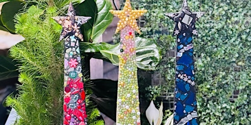 MOSAICED XMAS TREE primary image