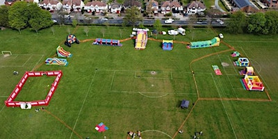 Primaire afbeelding van Inflatable Fun Day - Upminster Park - RM14 2AJ