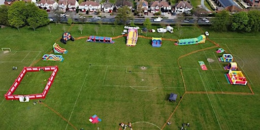 Imagem principal do evento Inflatable Fun Day - Upminster Park - RM14 2AJ