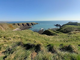 Immagine principale di Stonehaven Cliffs, Rocks and Rockpools Ramble 