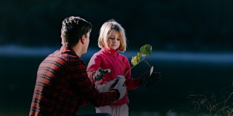 NaturallyGC Junior  Landcare  Tree Planting