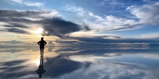 Imagem principal de VIP 4 DAYS IN THE UYUNI SALT FLAT AND COLORED LAGOONS