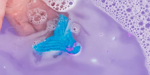 Imagen principal de Planes en Mallorca: Taller de burbuja de baño en LUSH Mallorca