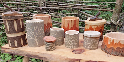 Traditional Scandinavian Shrink Pot Carving  primärbild