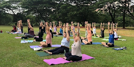 Free Outdoor Family Yoga in Bishan Park (Apr 2024)  primärbild