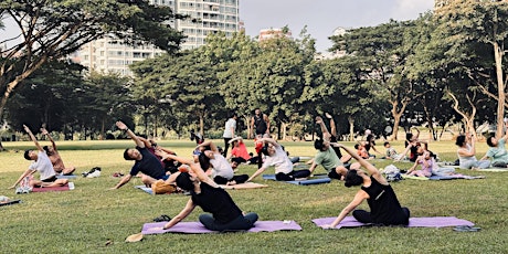 Free Outdoor Family Yoga in Bishan Park (May 2024)  primärbild