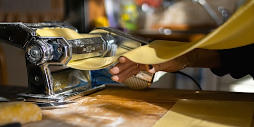 Hauptbild für MANI IN PASTA - LASAGNE