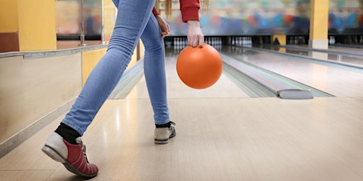 Hauptbild für Bowling for ages 12 to 25